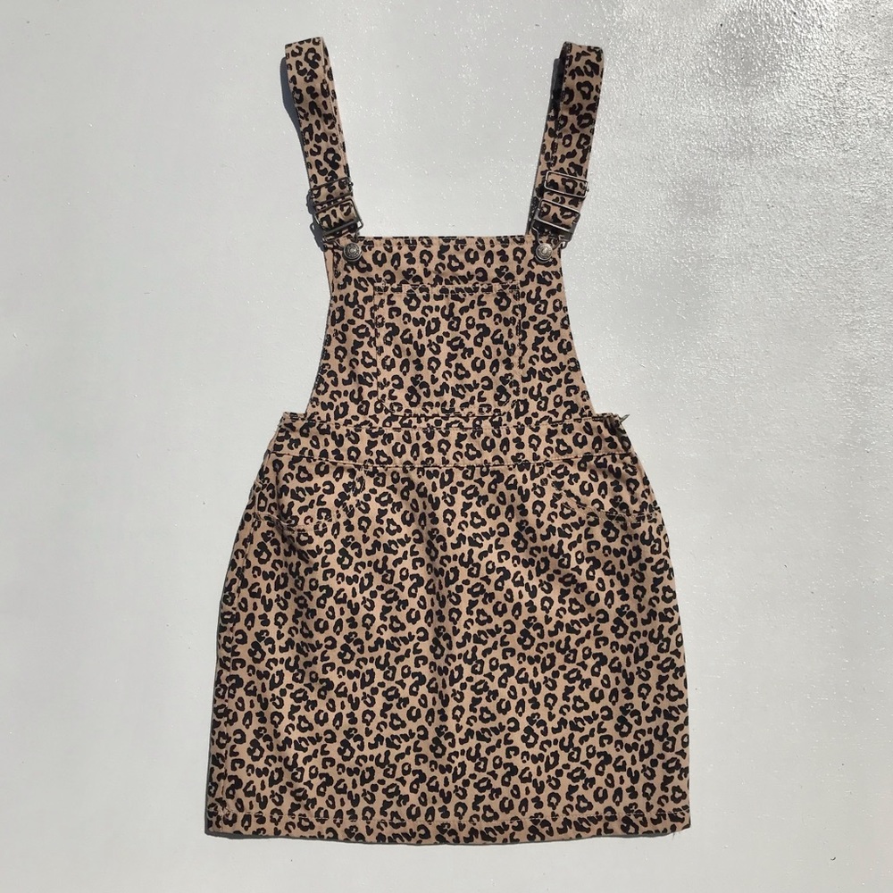 FOREVER 21 Cheetah Print Overall Dress